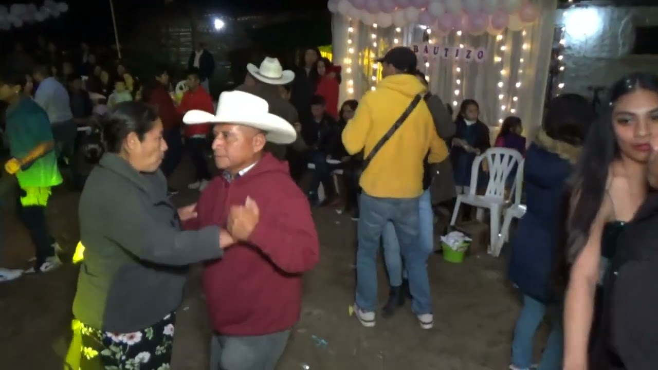 Grupo *SENTIMIENTO JOVEN* La Esencia Musical.