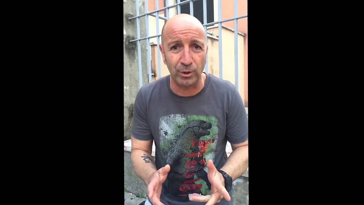 Un pappagallo spregiudicato