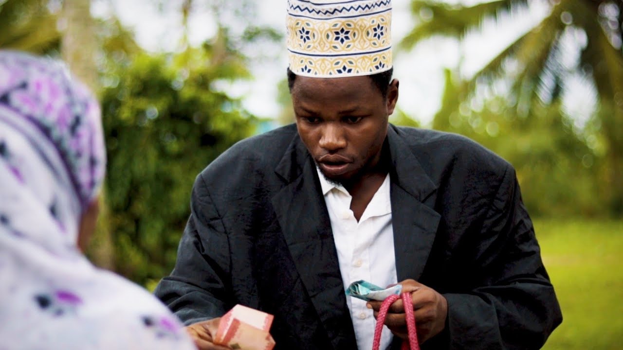 BABU KITWANA APEWA FUNZO