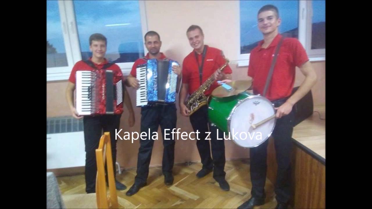 Ocec i s Maceru,Chodzi knas po Dvore