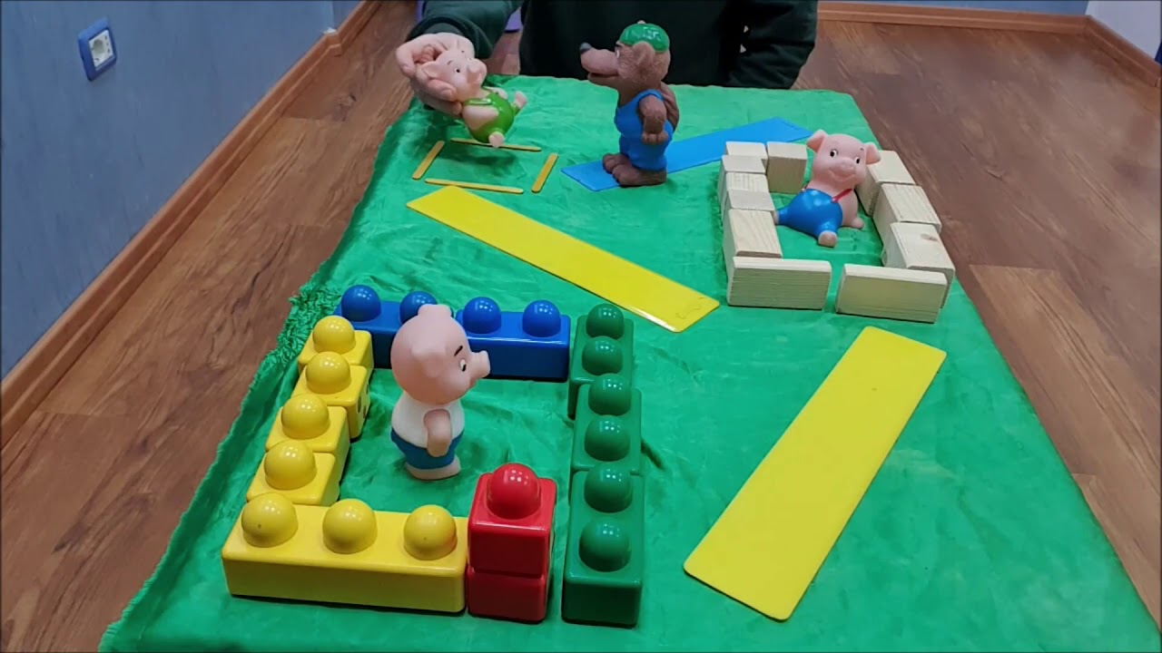 Attività di gioco simbolico per bambini 3-5 anni - GIOCHIAMO UNA STORIA!
