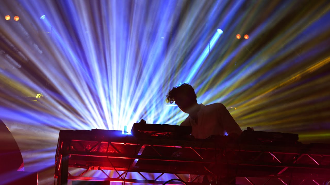 Jamie xx - Loud Places (Reading 2015)