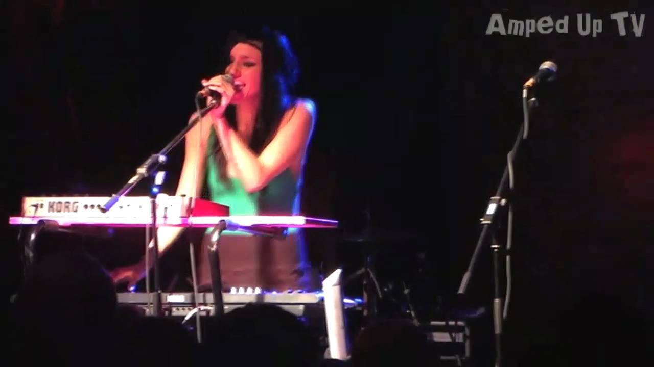 LIGHTS Live: 