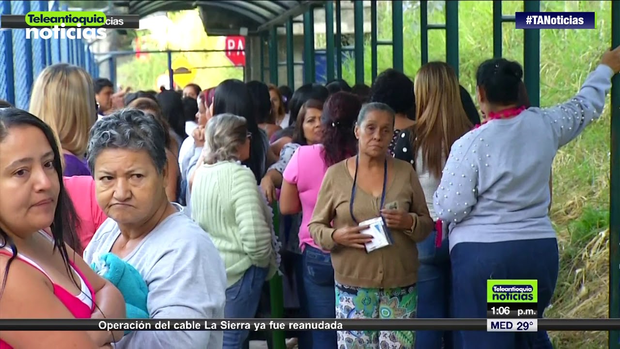 Familiares de reclusos protestan por alimentos descompuestos en El Pedregal