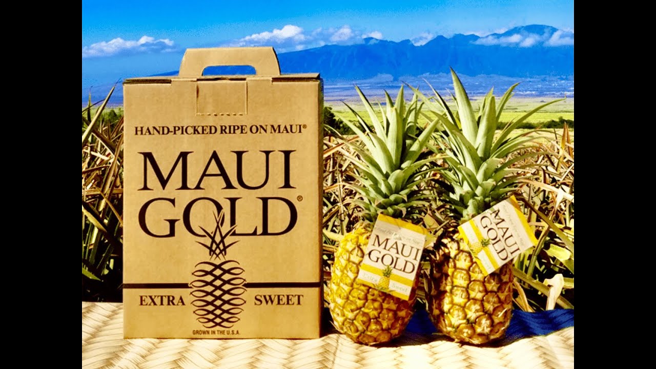 Cutting Maui Gold Pineapple for Sunrise breakfast at LUANA MOANA SIGNATURE OCEANFRONT MAUI