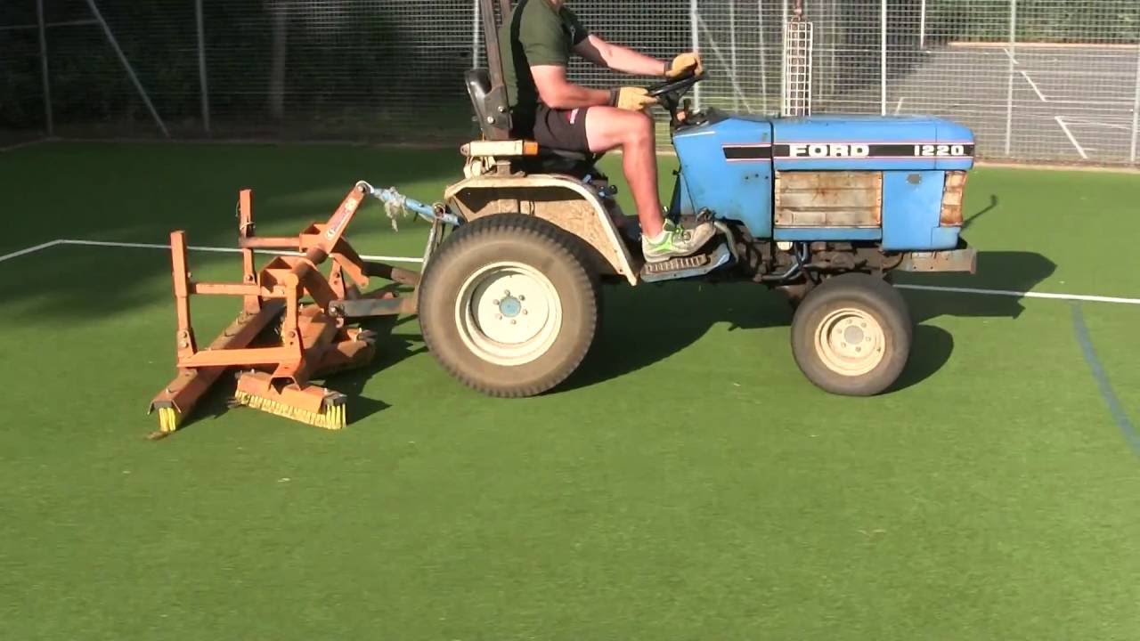 SISIS synthetic surface maintenance machinery at Bloxham School