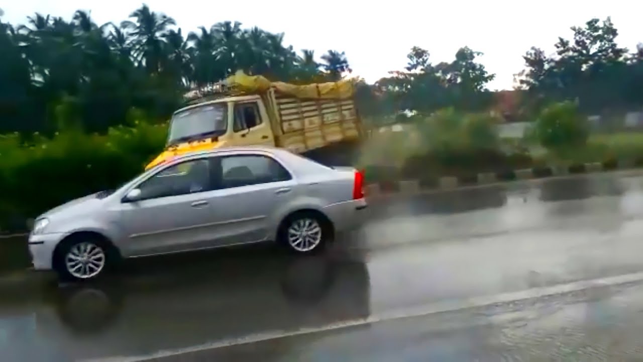 Be Careful While Slowing Down On Highways - In Rainy Conditions .