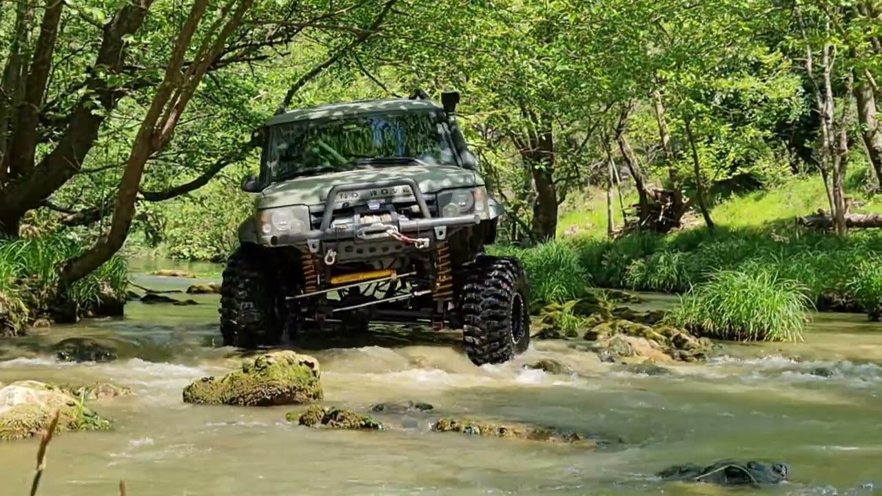 LAND ROVER DISCOVERY TD5 - 38,5'' Maxxis M9060 - OFF ROAD