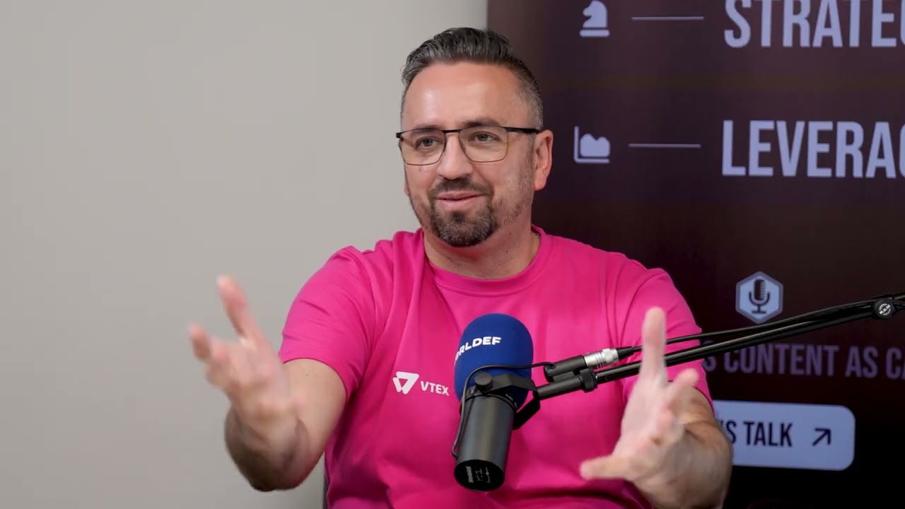 Adriano Silva at WORLDEF Talks | #podcast #vtex #worldeftalks