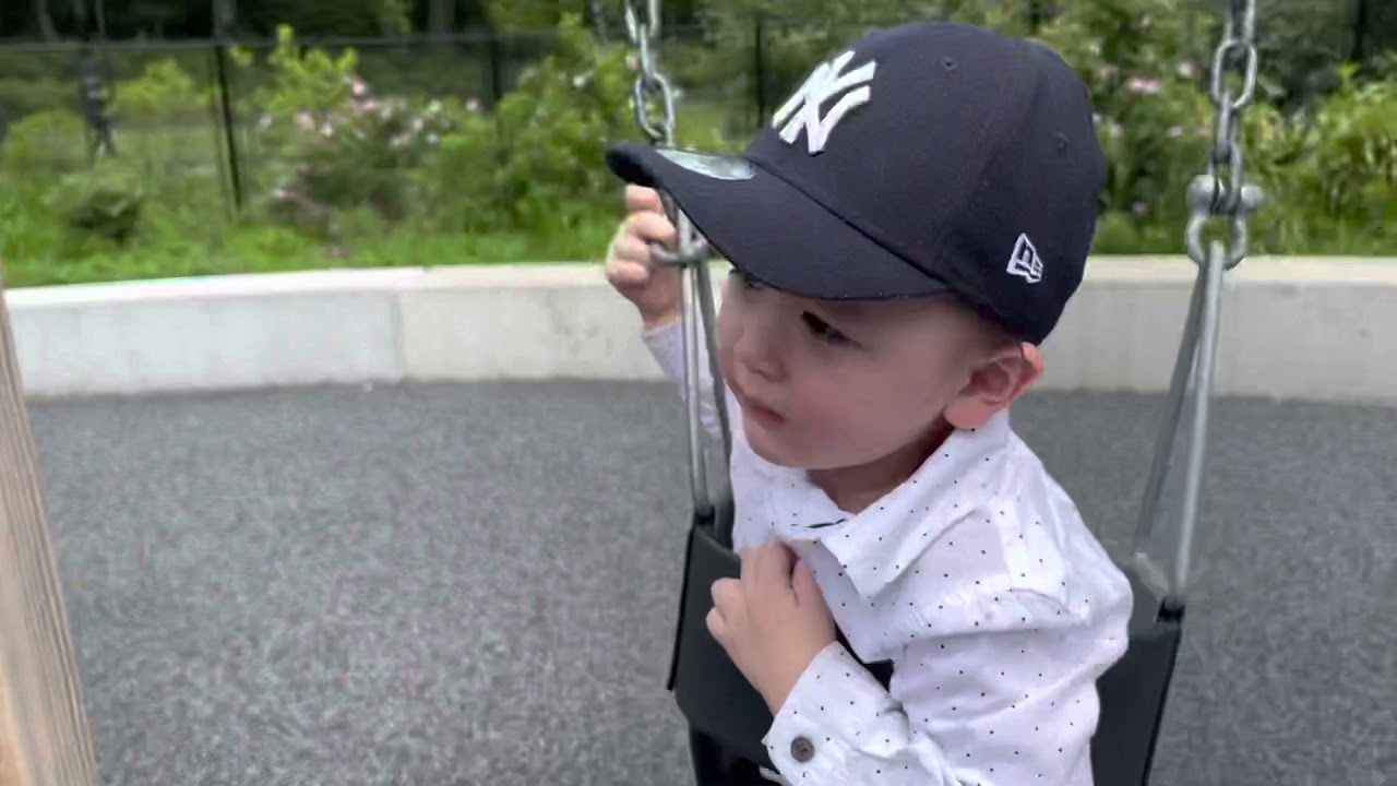 Vlog61 : Bapfam 1 ng&agrave;y dạo phố v&agrave; đi c&ocirc;ng vi&ecirc;n Central park giữa l&ograve;ng NYC