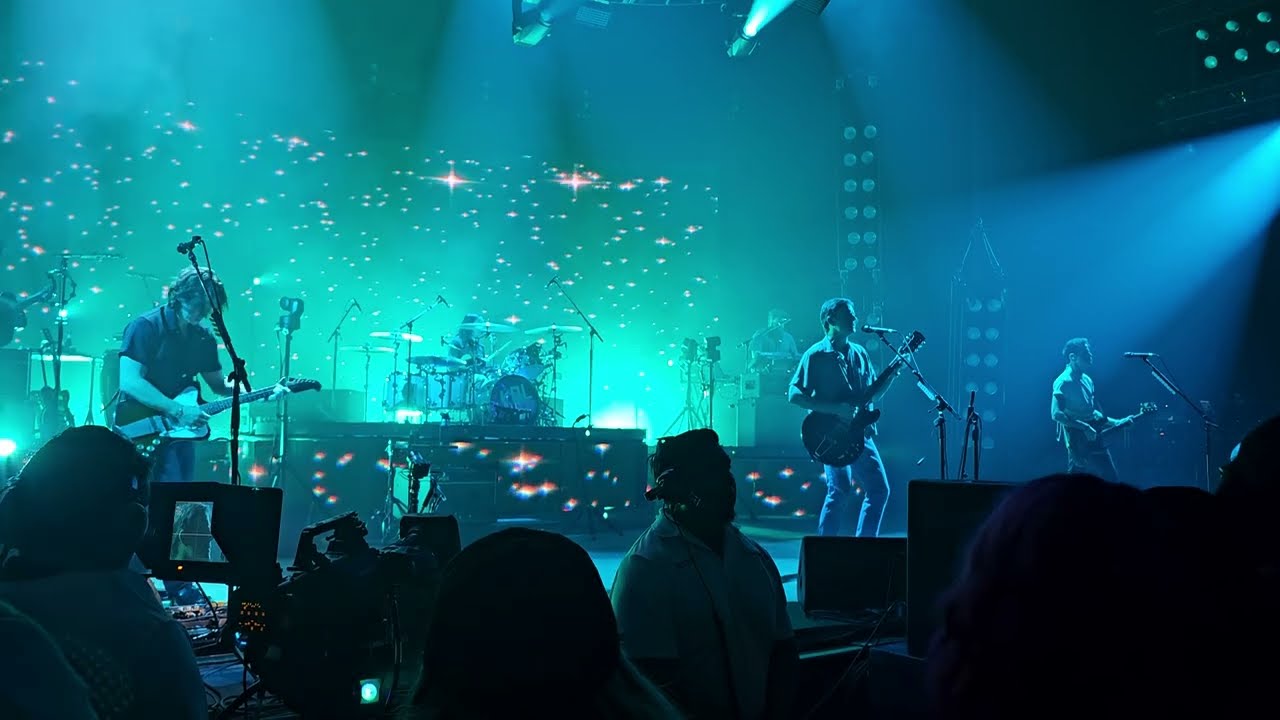 Kings of Leon - Actual Daydream live Arizona Financial Theatre 8.20.24 Phoenix,  AZ