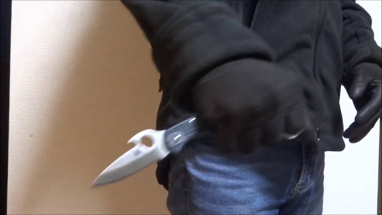 Spyderco-Emerson-wave-karambit