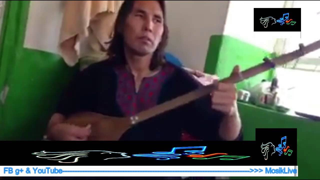 Marhom delshad baba 5 years ago مرحوم دلشاد بابه 5 سال پیش در شب عروسی