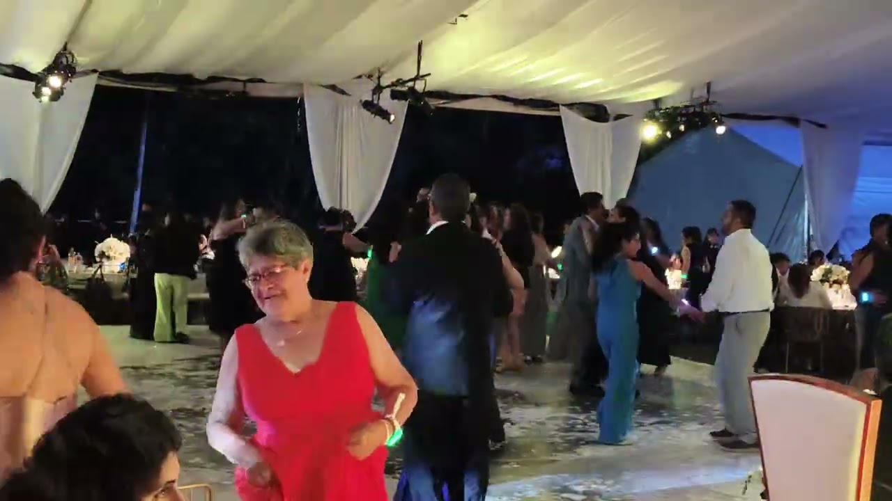 CARIÑITO. TEL 5540640571. ORQUESTA TIBURÓN 🦈 HNOS RODRIGUEZ MORENO DE CHICONCUAC EDO DE MÉXICO 