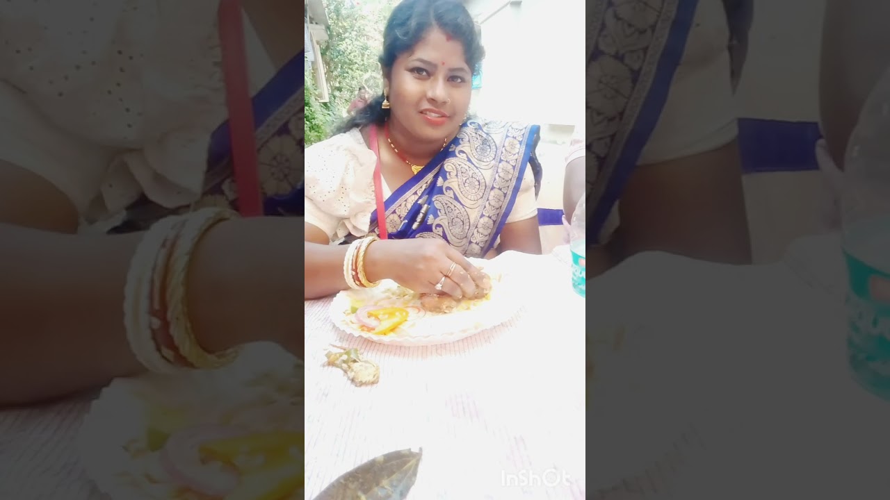 Hallo bondhura aj amar first vlok .aj ami gechilam didir cheler annaprashan a let's go 🥰🥰