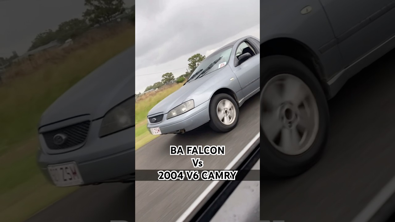 Гонка на драгстерах между пикапом BA FALCON UTE и Camry V6 2004 года.