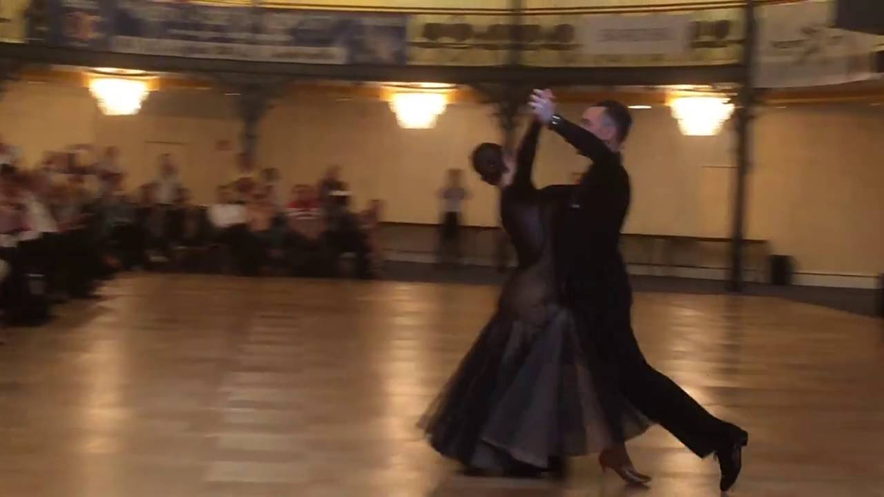 Slowfox dancesport show