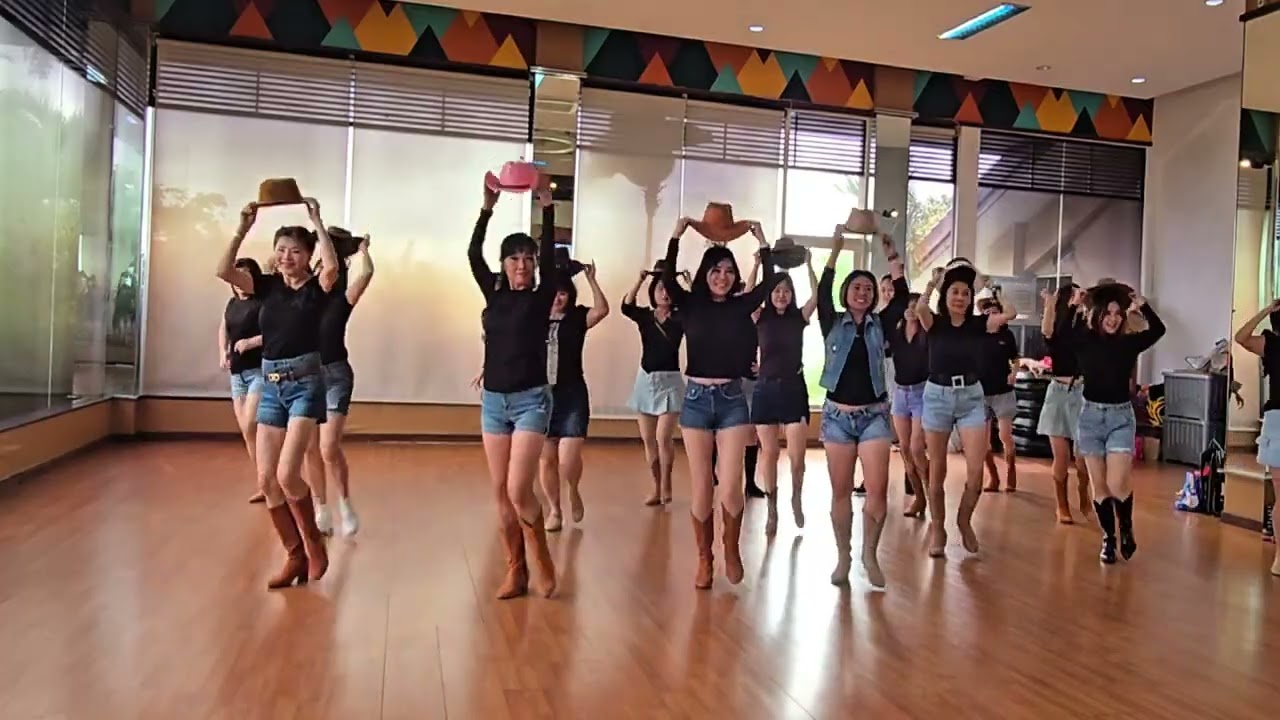 Hot Country Boy Line Dance || Improver || Demo-Bullgym LD