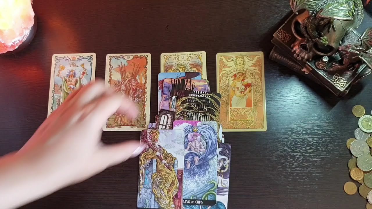 СКУЧАЕТ ЛИ ОН СЕЙЧАС ПО ВАМ🔮🤴 ХОЧЕТ ЛИ ОН ВАС ВИДЕТЬ 💯💥🚀👰💕