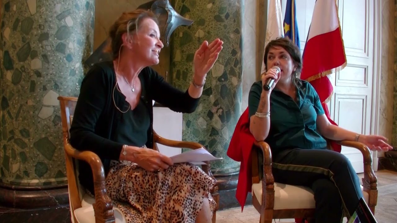 Pourquoi Véronique Ovaldé a fait le choix de rédiger des nouvelles