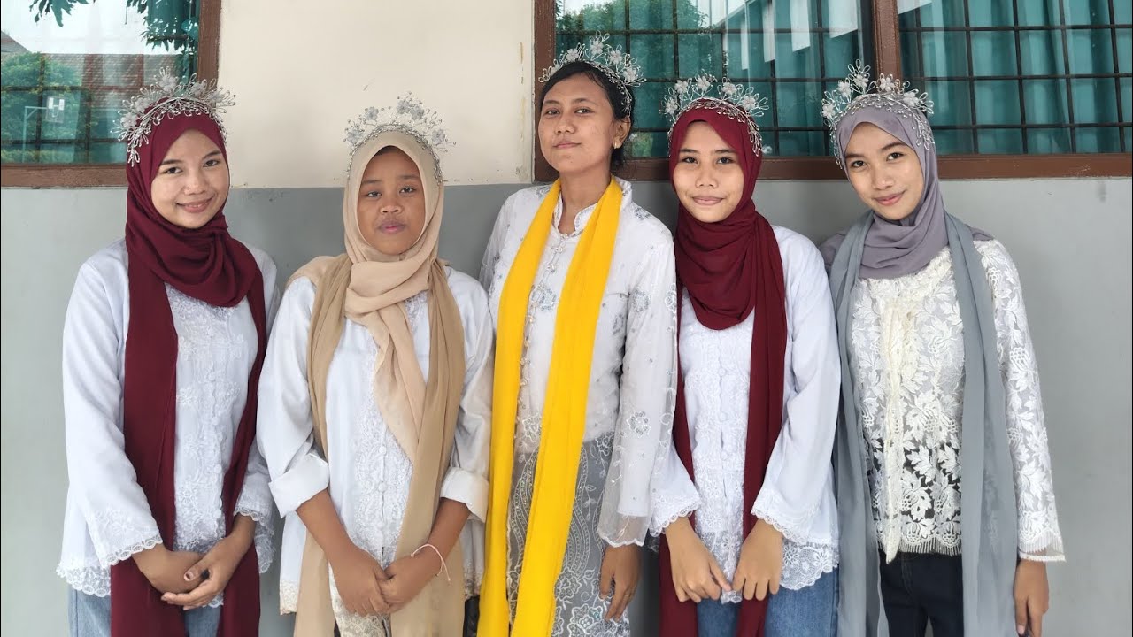 Tari Kontemporer Kelompok 6 