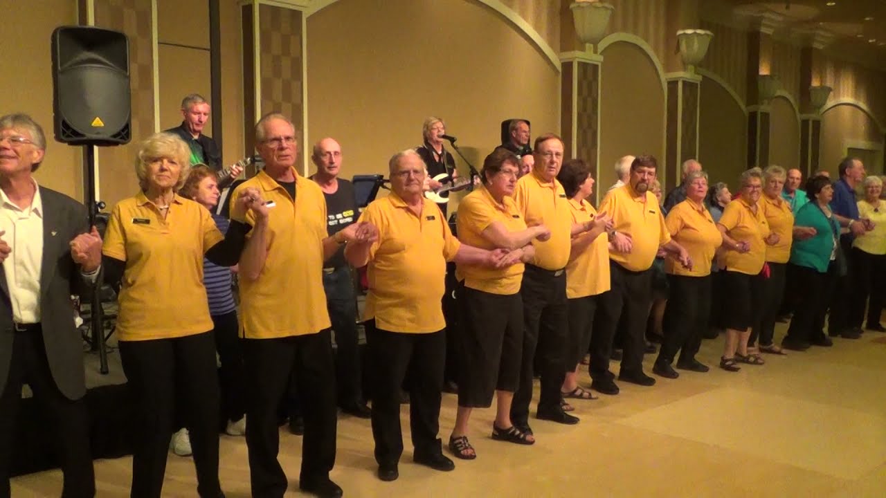 Best of Friends & Closing Song | Julie Lee & her White Rose Band