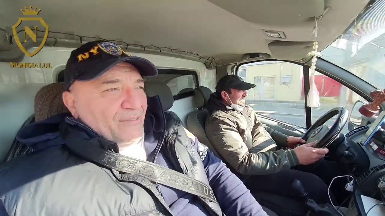 POMPIERU FACE CUNOSTINTA CU IUBITA OCONASULUI (MORI DE RAS)😂