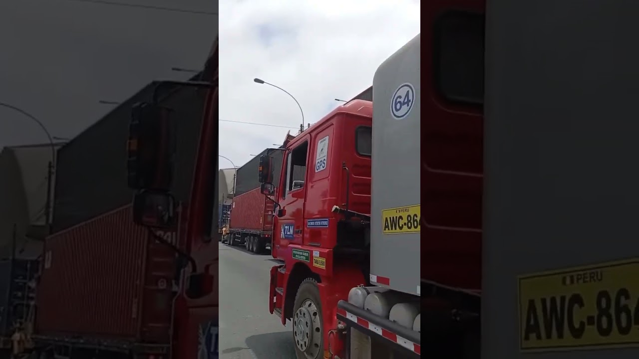 🚛 Интенсивное движение на проспекте Нестора Гамбетты, Кальяо 🇵🇪