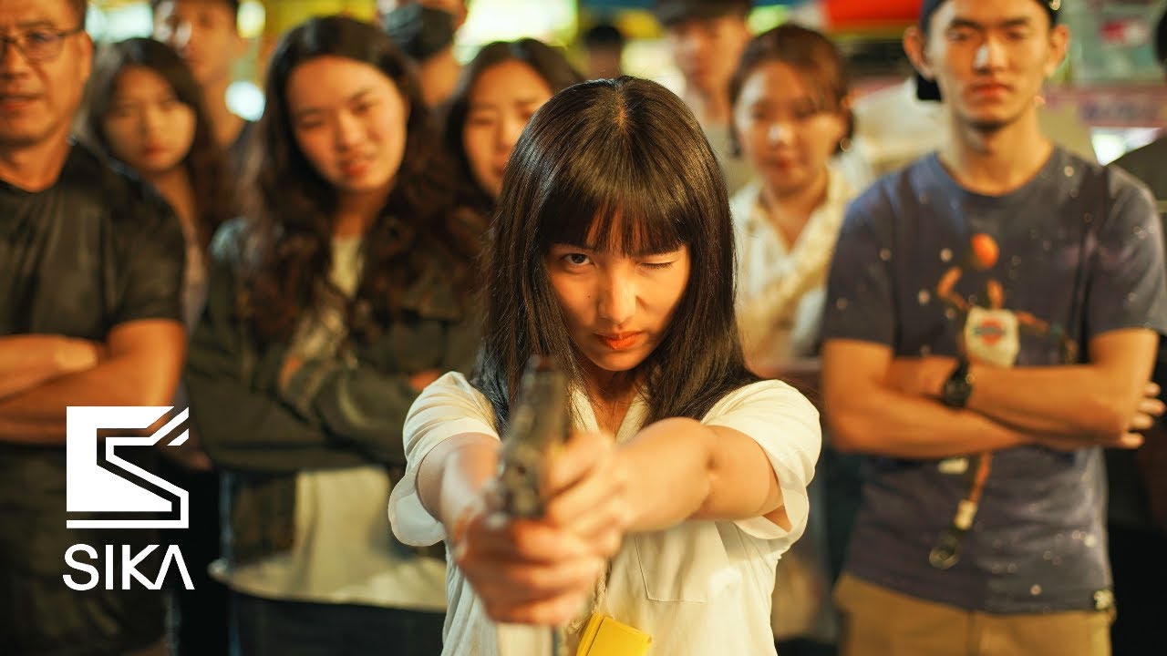 When two girls find that their friendship is no longer pure.. |《One Summer's Day》