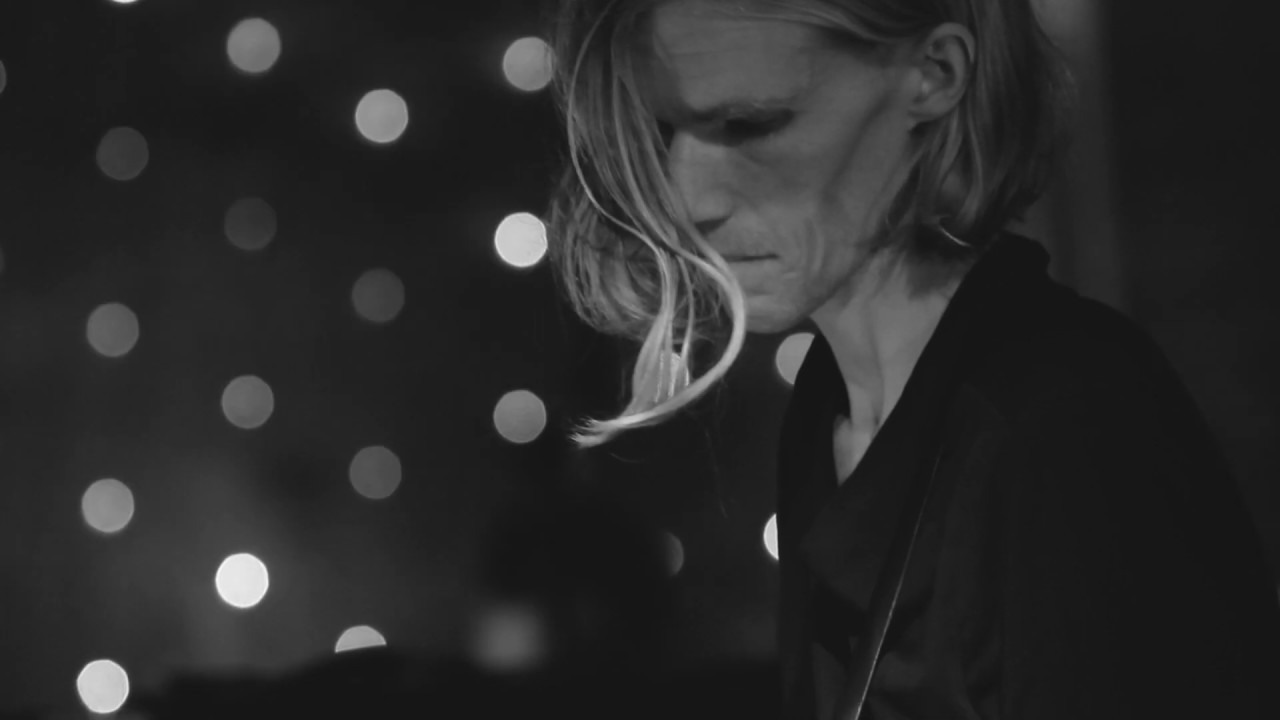 Fuzz Club Session: Tales Of Murder And Dust - Tidal Wave