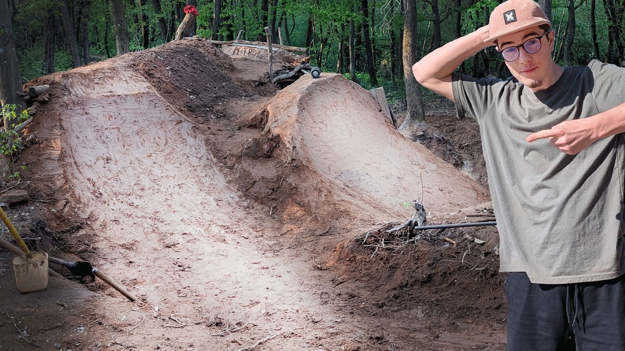 RECONSTRUCTION du TERRAIN et NOUVEAUX TRICKS !!!