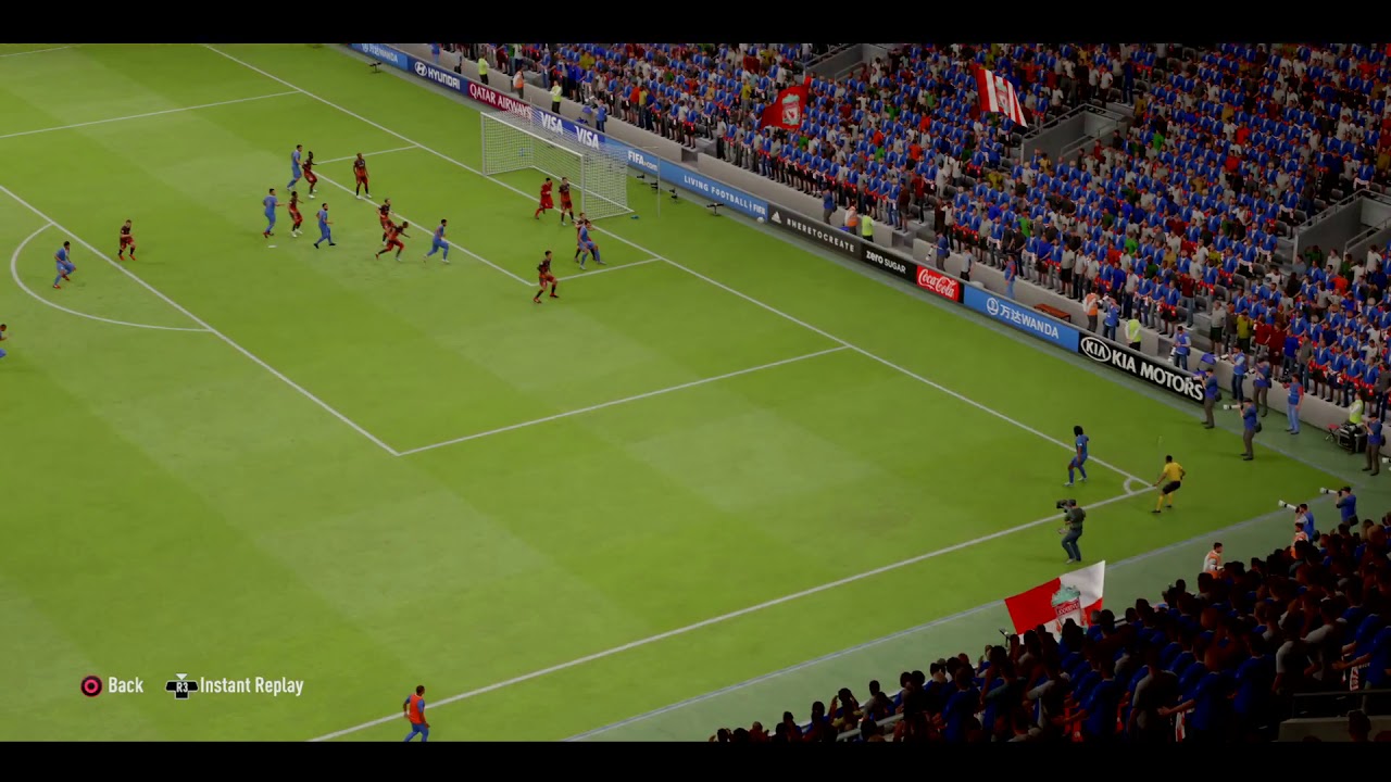 FIFA 19  Ibra op header