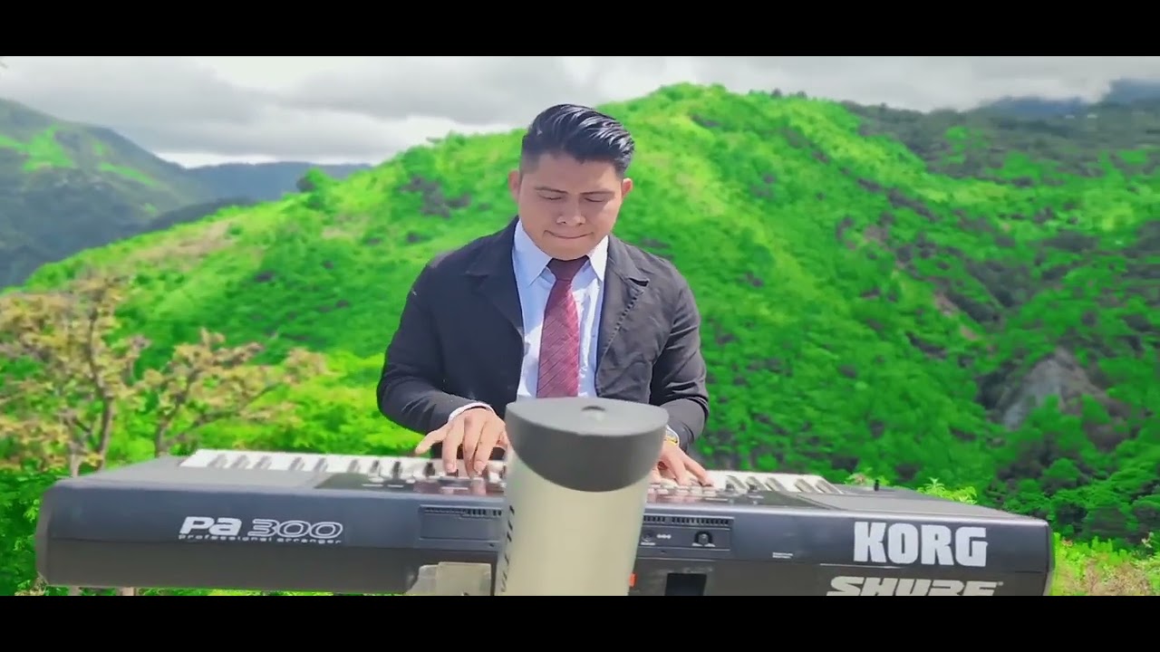 Cantante Leonardo Garcia y Su teclado / Galardón