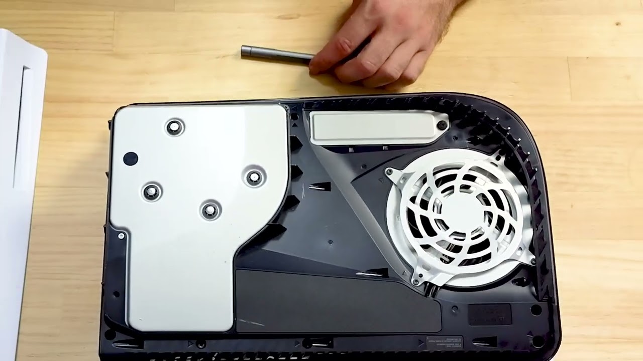 Upgrade the PS5 Storage with Crucial P5 Plus 1TB