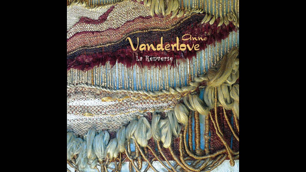 Anne Vanderlove - Dieu des totems