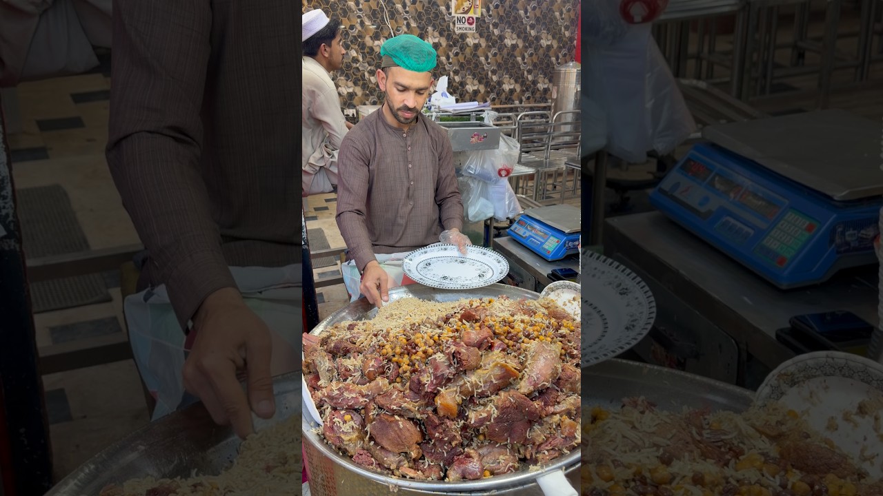 King of Jan Mewa Chawal in Peshawar | Degi Chawal Golden Mountain of Rice 🍚