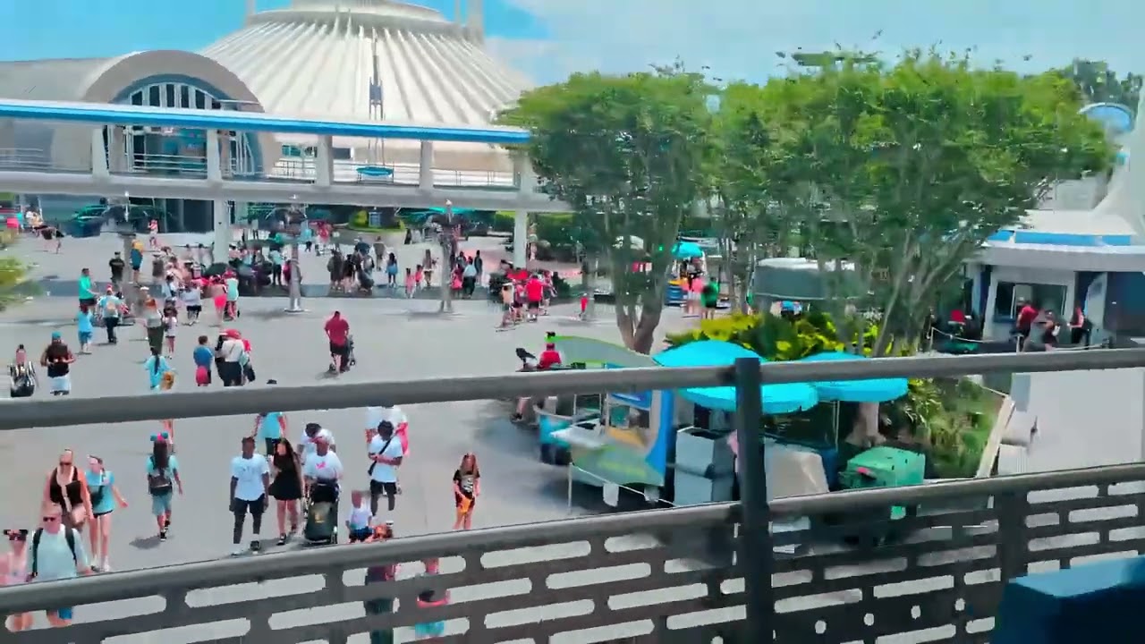 People Mover Ride 4k