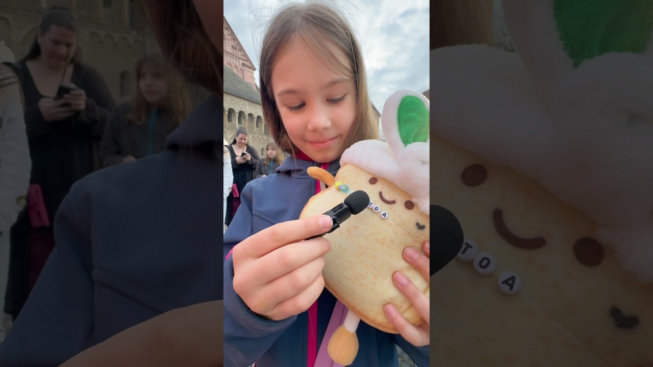 LOVELY macht ASMR in Public Pt.2 #asmr #asmrvideo #asmrsounds