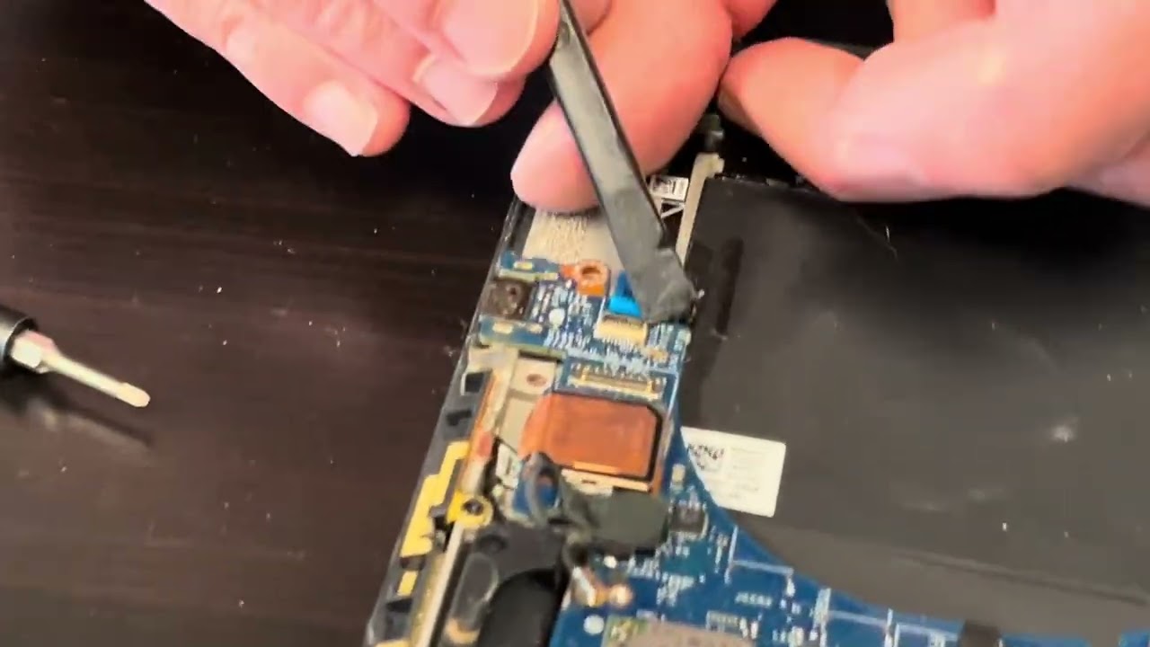 Dell Precision 5570  Laptop. Easy DIY at home disassembly  repair or upgrade motherboard battery RAM