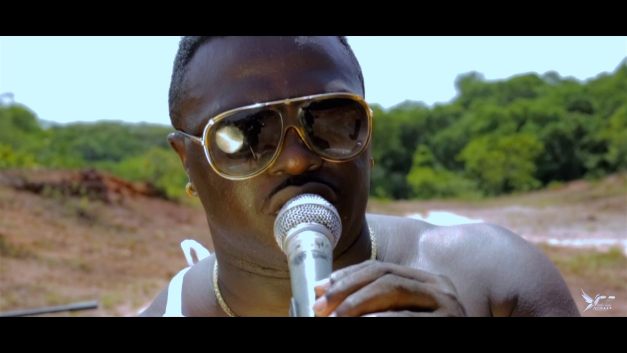 WIBASSIE KAWINA BAND CLIP OFFICIEL KAMIJAN U MI