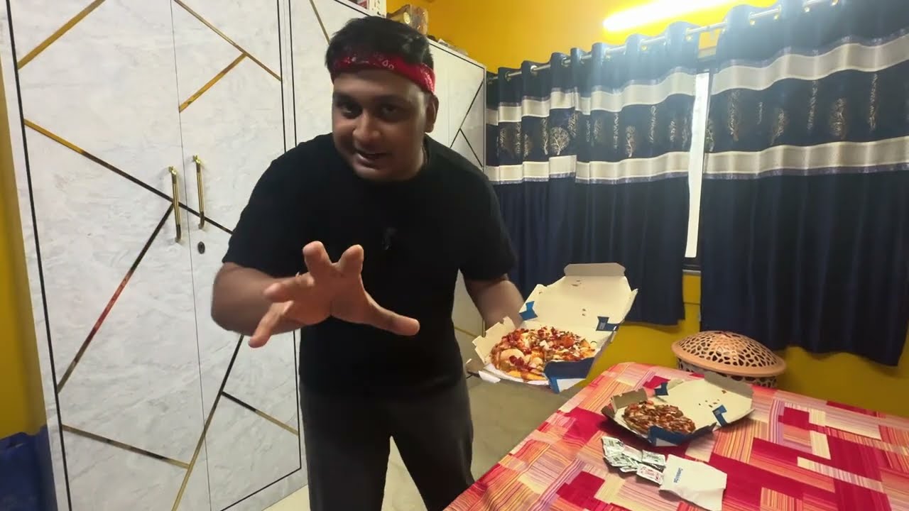 I Ordered the delicious PIZZA 🍕 from Zomato #Domino’s #Zomatoday01 #Pizza