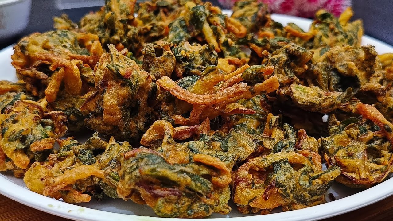 आलू पालक के कुरकुरे पकोड़े | Aloo Palak Ke Pakode | Palak Aloo Pakoda | Veg Pakoda 
