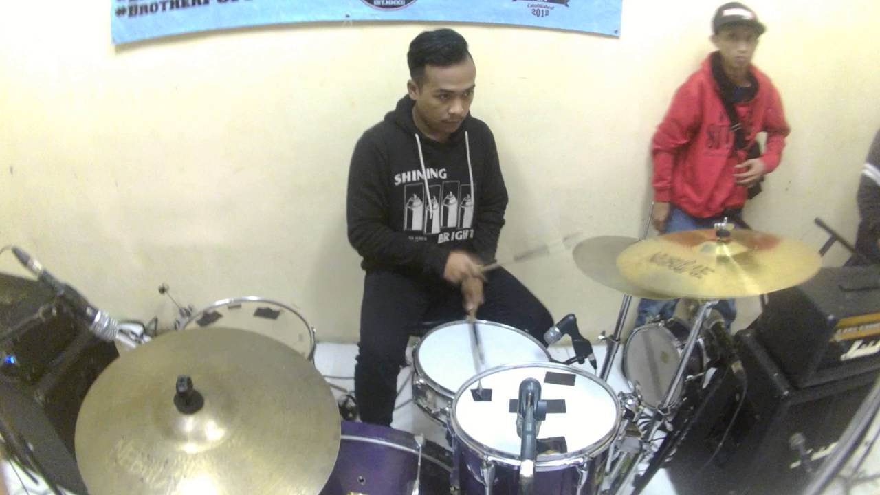 SCHURKE  - INTRO & FIGHTING LIVE PUP (BEKASI UTARA)
