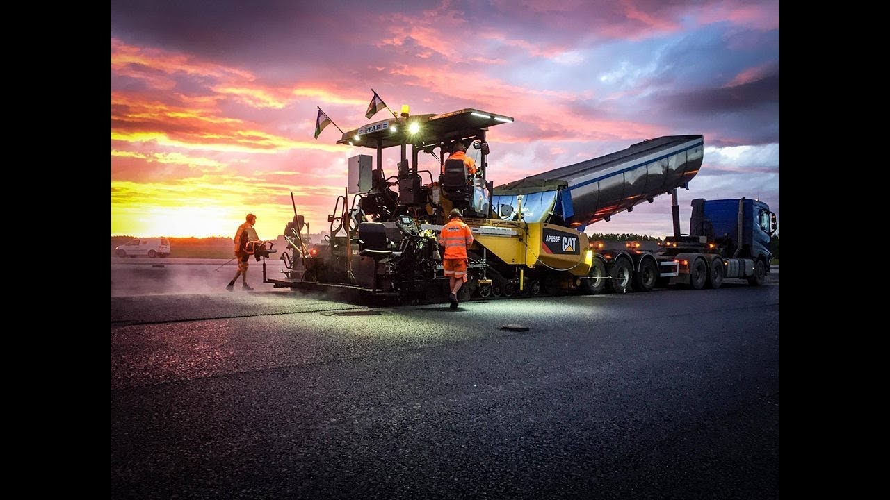 [VIDEO] How to Properly Adjust Your Asphalt Paver Screed