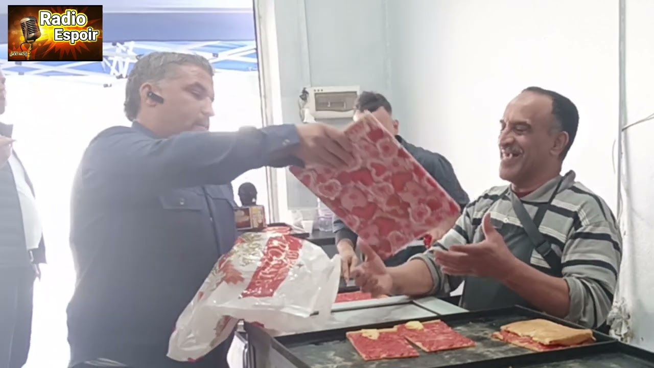 السنكوشي بائع البيتزا #السنكوشي #قسنطينة #الجزائر #قسنطينة #الجزائر #مضحكة #فكاهة