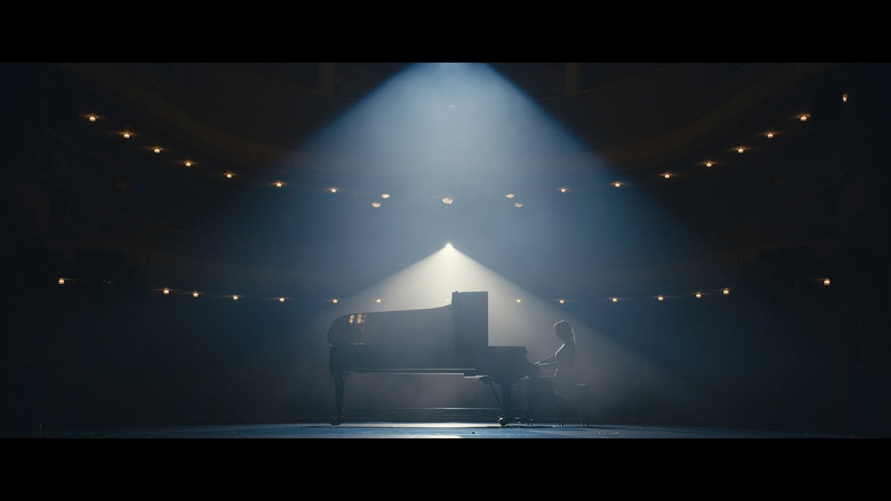 Pianist Katharina Treutler: Prelude in b minor (Bach / Siloti)