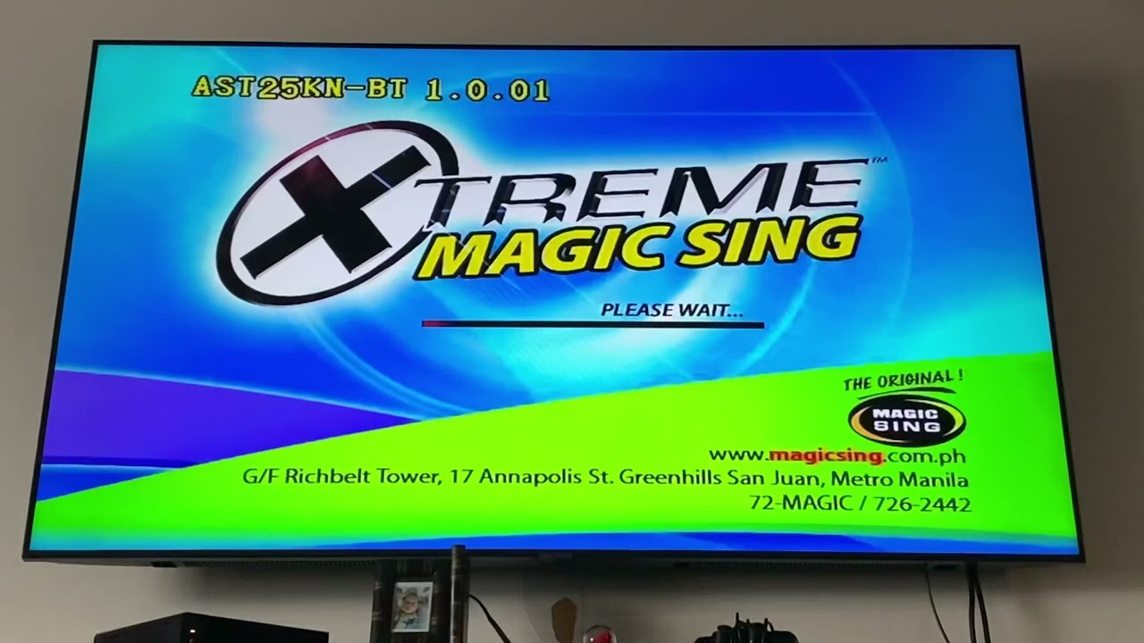 Full boot up of the ET Series of Xtreme Magic Sing.