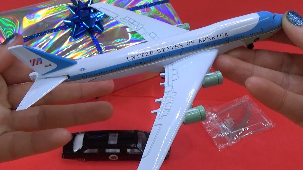 Unboxing BEST PLANES:  Boeing 757 USA Air Force One Presidential state car Cadillac gift