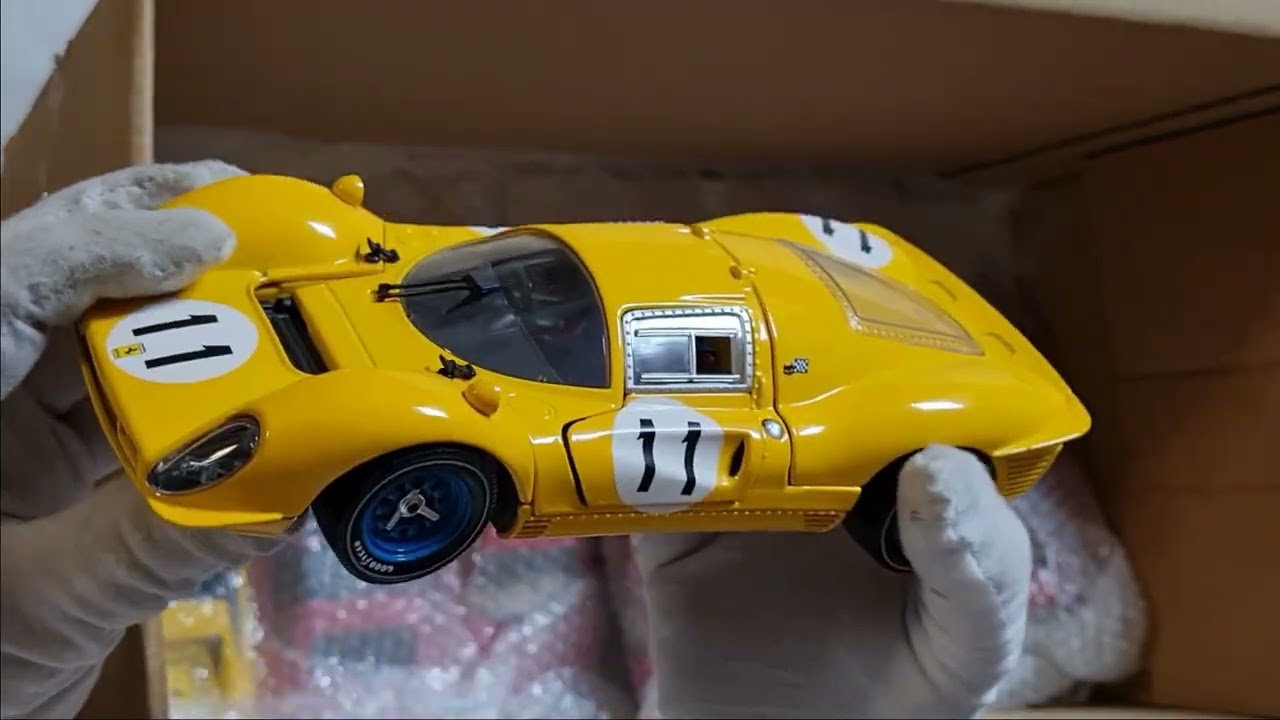 Unboxing Kiste 4/35 der 1:18 Modellauto-Sammlung etliche Ferrari dabei [Modellautos-Dresden]