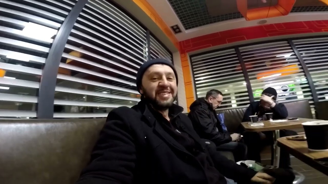 Romania Vlog - #52 - Grey Bucharest, bus to Ukraine, night on gas station in Chernivtsi